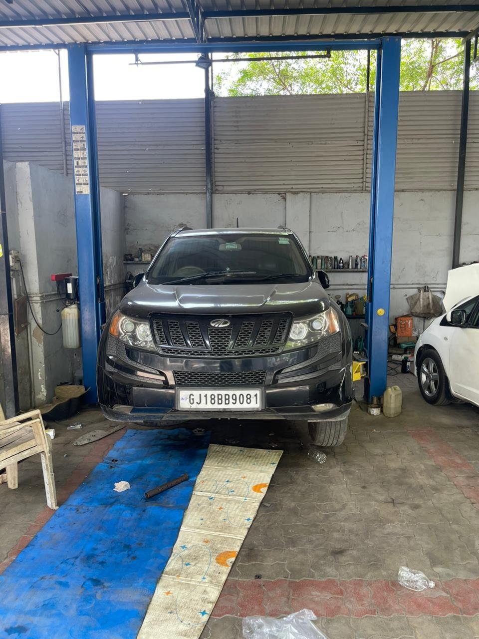 Ganesh Motor Gallery